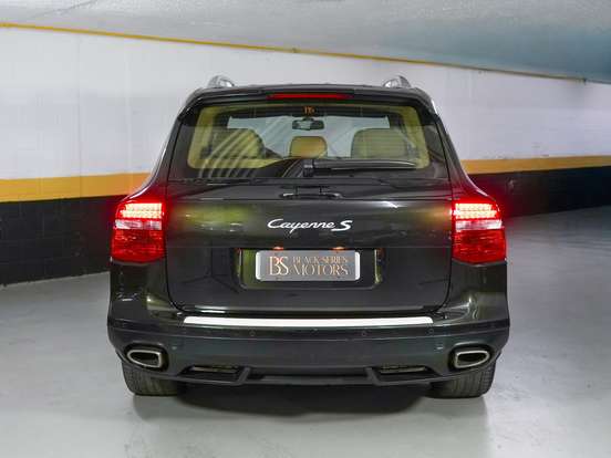 PORSCHE-CAYENNE-2007
