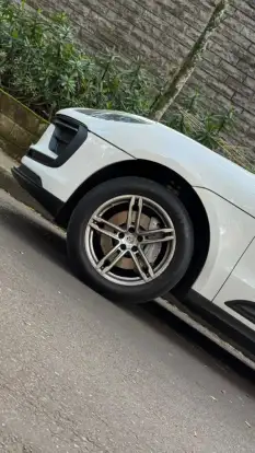 PORSCHE-MACAN-2022