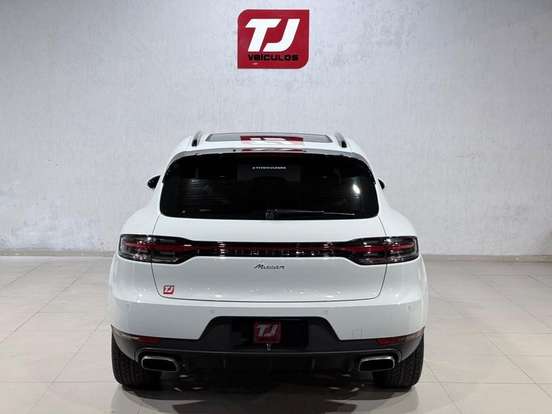 PORSCHE-MACAN-2019