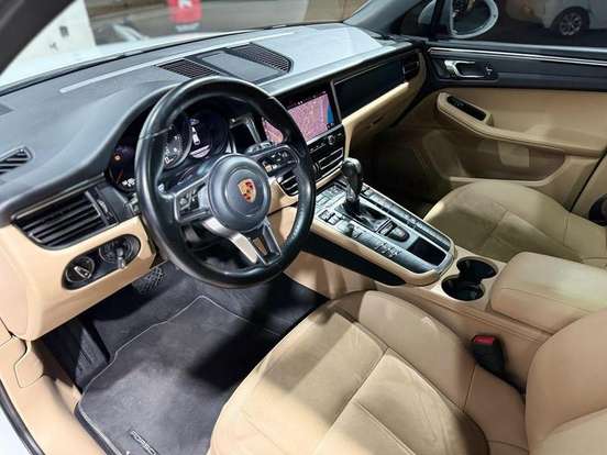 PORSCHE-MACAN-2.0 16V GASOLINA 4P AUTOMÁTICO PORSCHE-MACAN-2019