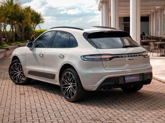 PORSCHE-MACAN-2024