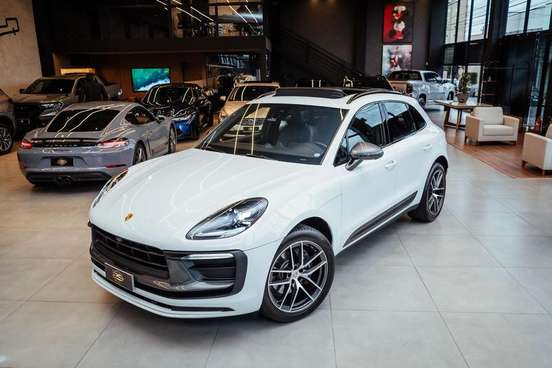PORSCHE-MACAN-2025
