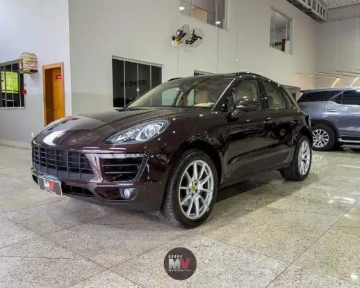 PORSCHE-MACAN-2014