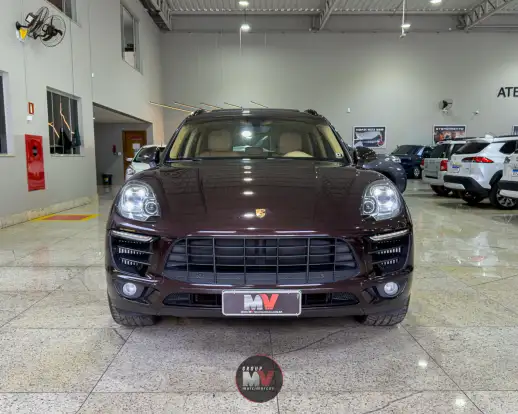 PORSCHE-MACAN-2014