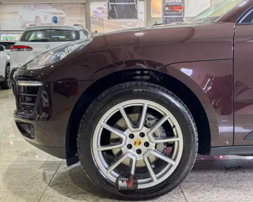 PORSCHE-MACAN-2014
