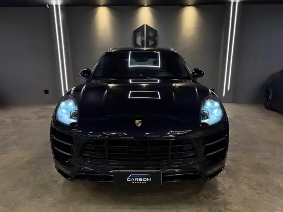 PORSCHE-MACAN-2015