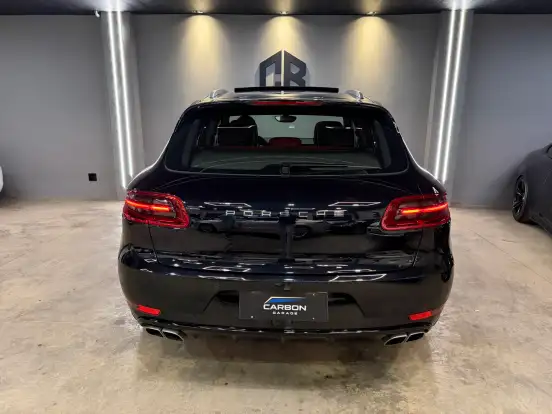 PORSCHE-MACAN-2015