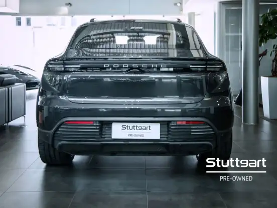 PORSCHE-MACAN-2025