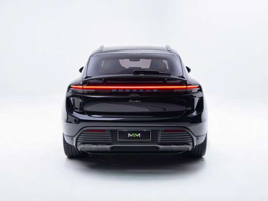 PORSCHE-MACAN-2025