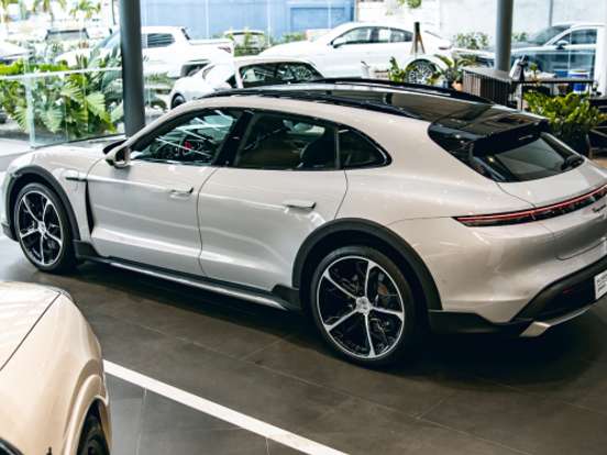 PORSCHE-TAYCAN-4 CROSS TURISMO ELÉTRICO PORSCHE-TAYCAN-2025
