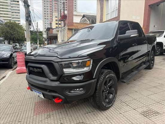 RAM-1500-5.7 V8 GASOLINA REBEL CD 4X4 AUTOMÁTICO RAM-1500-2022