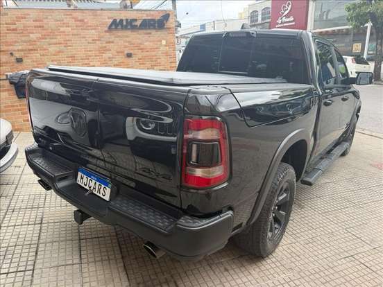 RAM-1500-5.7 V8 GASOLINA REBEL CD 4X4 AUTOMÁTICO RAM-1500-2022