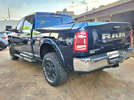 RAM-2500-6.7 I6 TURBO DIESEL LARAMIE CD 4X4 AUTOMÁTICO RAM-2500-2021