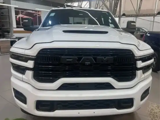 RAM-3500-6.7 I6 TURBO DIESEL LARAMIE NIGHT EDITION CD 4X4 AUTOMÁTICO RAM-3500-2026