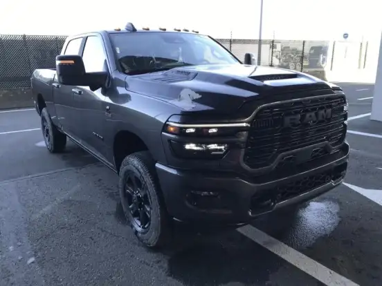 RAM-3500-6.7 I6 TURBO DIESEL LARAMIE NIGHT EDITION CD 4X4 AUTOMÁTICO RAM-3500-2026