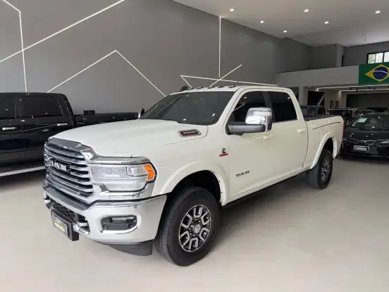RAM-3500-6.7 I6 TURBO DIESEL LIMITED LONGHORN CD 4X4 AUTOMÁTICO RAM-3500-2024