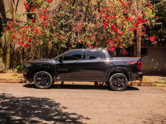 RAM-RAMPAGE-2.0 HURRICANE 4 TURBO GASOLINA R/T 4X4 AUTOMÁTICO RAM-RAMPAGE-2025