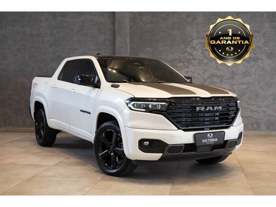 RAM RAMPAGE 2.0 HURRICANE 4 TURBO GASOLINA R/T 4X4 AUTOMÁTICO