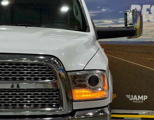 RAM-2500-6.7 LARAMIE 4X4 CD I6 TURBO DIESEL 4P AUTOMÁTICO RAM-2500-2016
