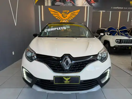 RENAULT-CAPTUR-2017