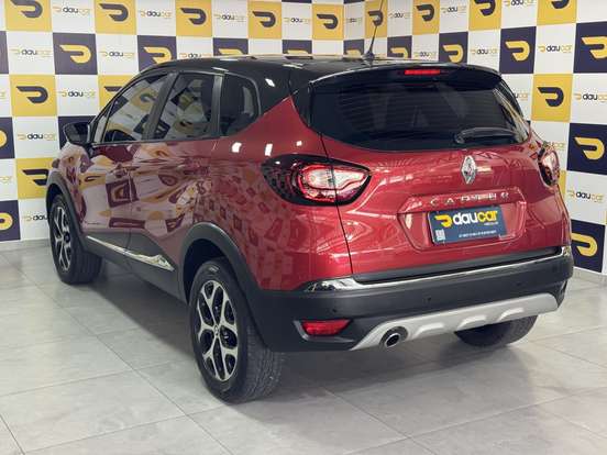 RENAULT-CAPTUR-1.6 16V SCE FLEX BOSE X-TRONIC RENAULT-CAPTUR-2021