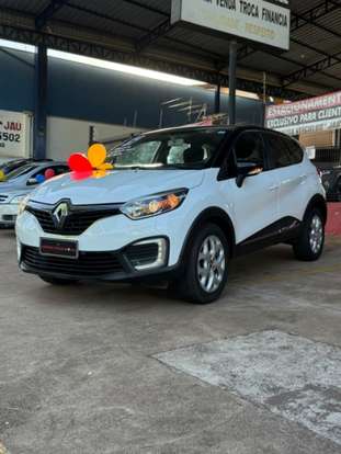 RENAULT-CAPTUR-2018