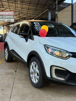 RENAULT-CAPTUR-2018