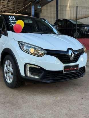 RENAULT-CAPTUR-2018