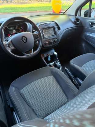 RENAULT-CAPTUR-2018