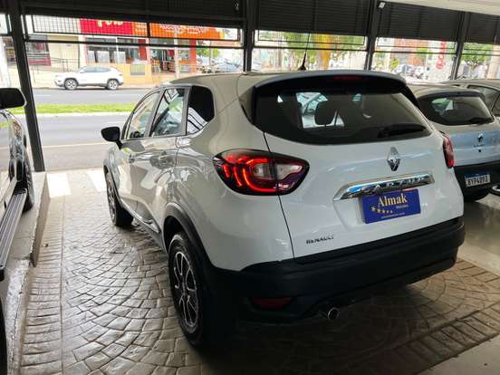 RENAULT-CAPTUR-2019