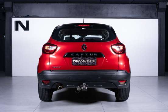 RENAULT-CAPTUR-2018