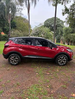 RENAULT-CAPTUR-2017