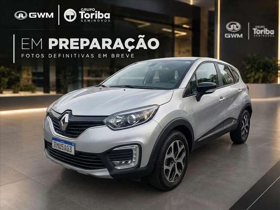 RENAULT-CAPTUR-2021