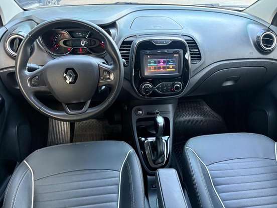 RENAULT-CAPTUR-2017