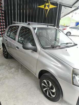 RENAULT-CLIO-2013