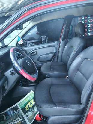 RENAULT-CLIO-2013