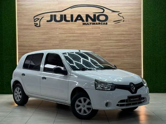 RENAULT-CLIO-2014
