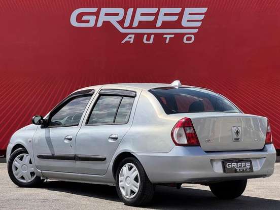 RENAULT-CLIO-2005