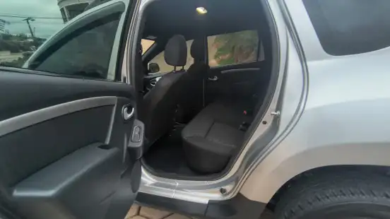 RENAULT-DUSTER-2019