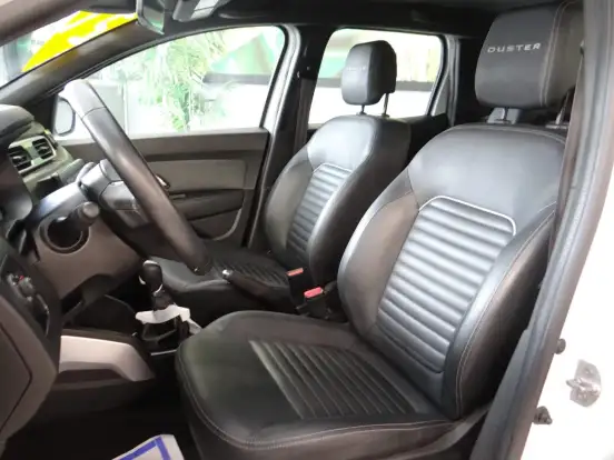 RENAULT-DUSTER-2020