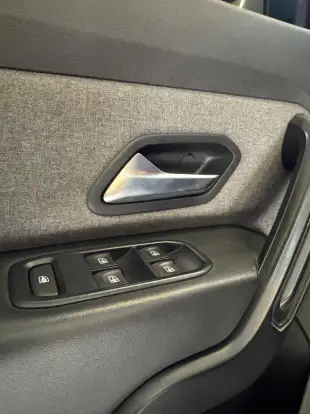 RENAULT-DUSTER-2023