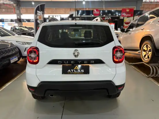 RENAULT-DUSTER-2023