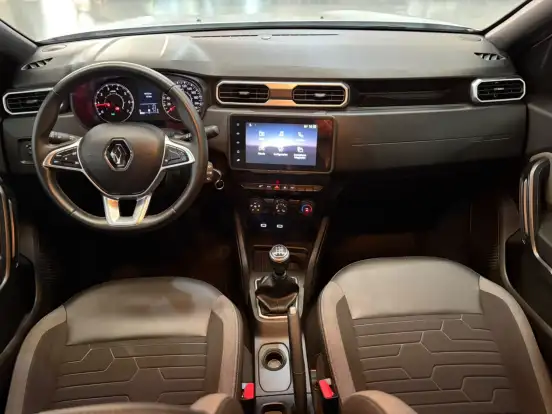 RENAULT-DUSTER-2023