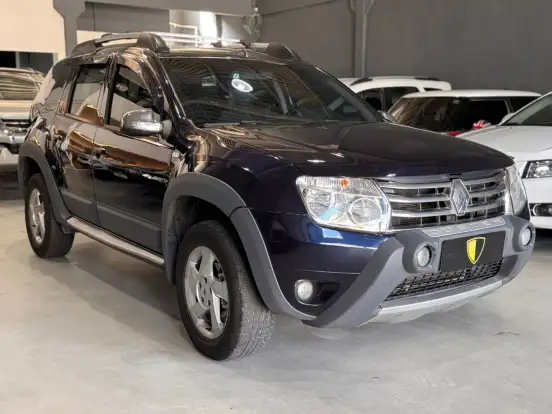 RENAULT-DUSTER-2012