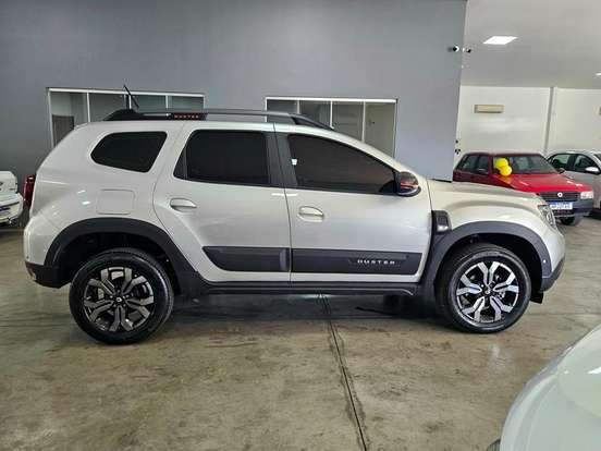 RENAULT-DUSTER-2024