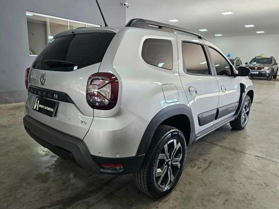 RENAULT-DUSTER-2024