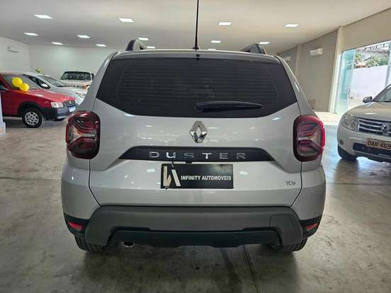RENAULT-DUSTER-2024