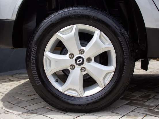 RENAULT-DUSTER-2024