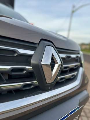 RENAULT-DUSTER-2023