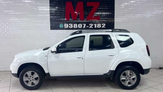 RENAULT-DUSTER-2018